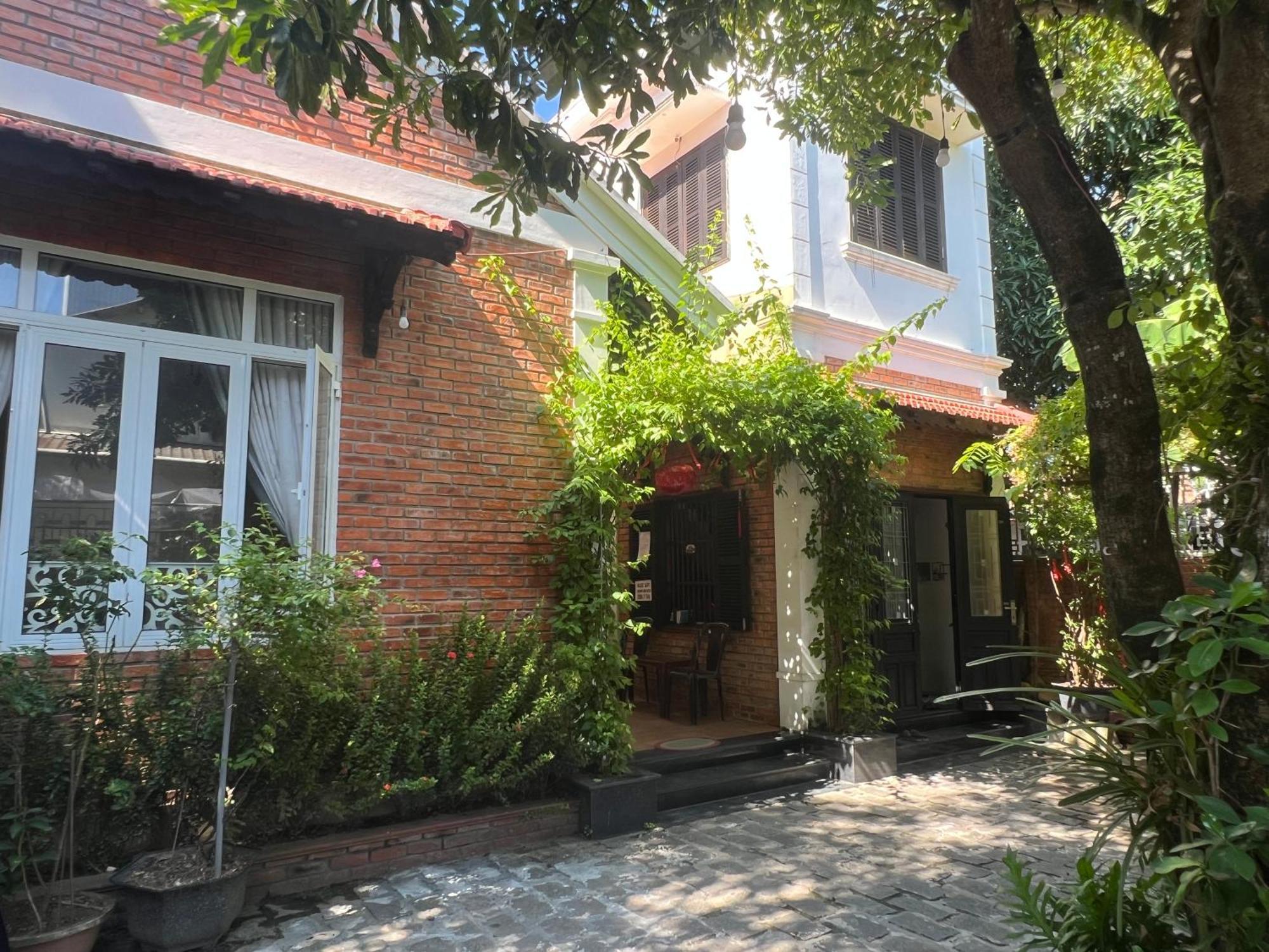 Q' & Garden Homestay *